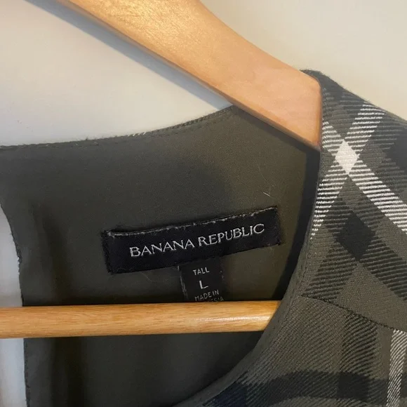 Banana Republic Olive Green Plaid Shift Dress Short Sleeve Pockets - Picture 4 of 5